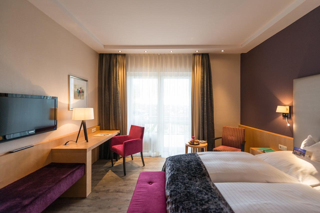 Hotel Heinz Höhr-Grenzhausen Exteriör bild