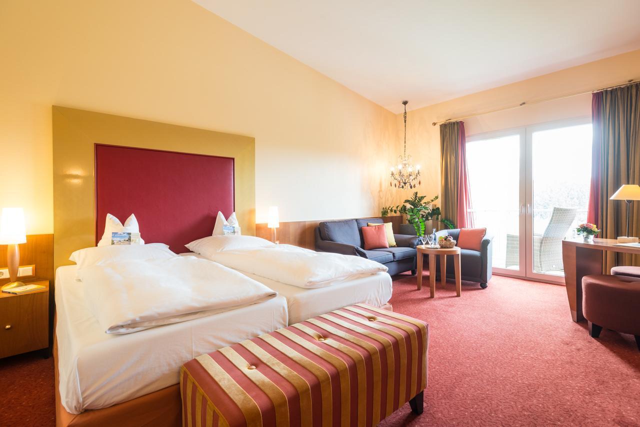 Hotel Heinz Höhr-Grenzhausen Exteriör bild