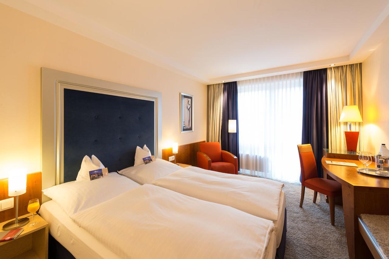 Hotel Heinz Höhr-Grenzhausen Exteriör bild